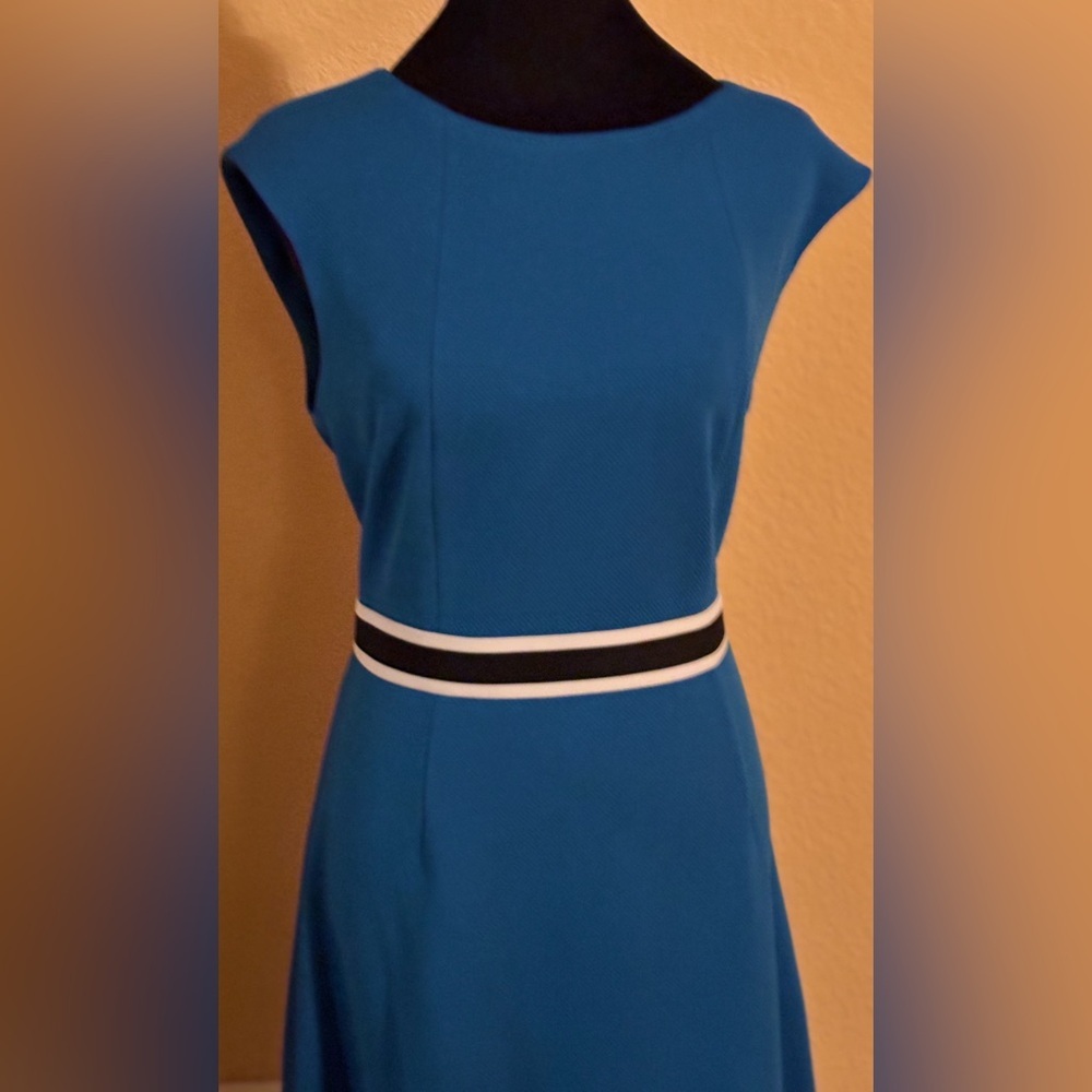 A blue Nine West sleeveless dress